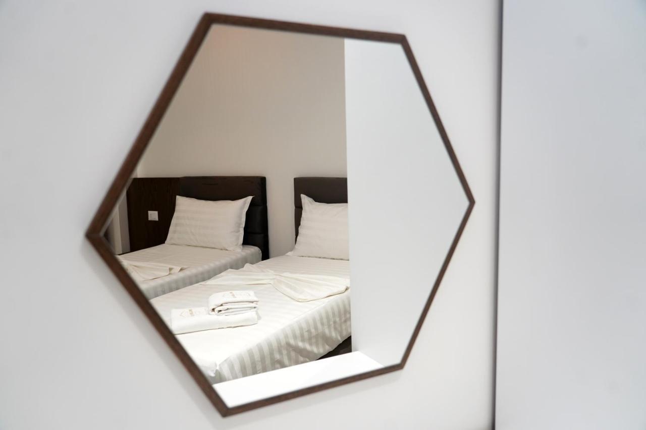 The Honeycomb Boutique Hotel Golem  Eksteriør billede