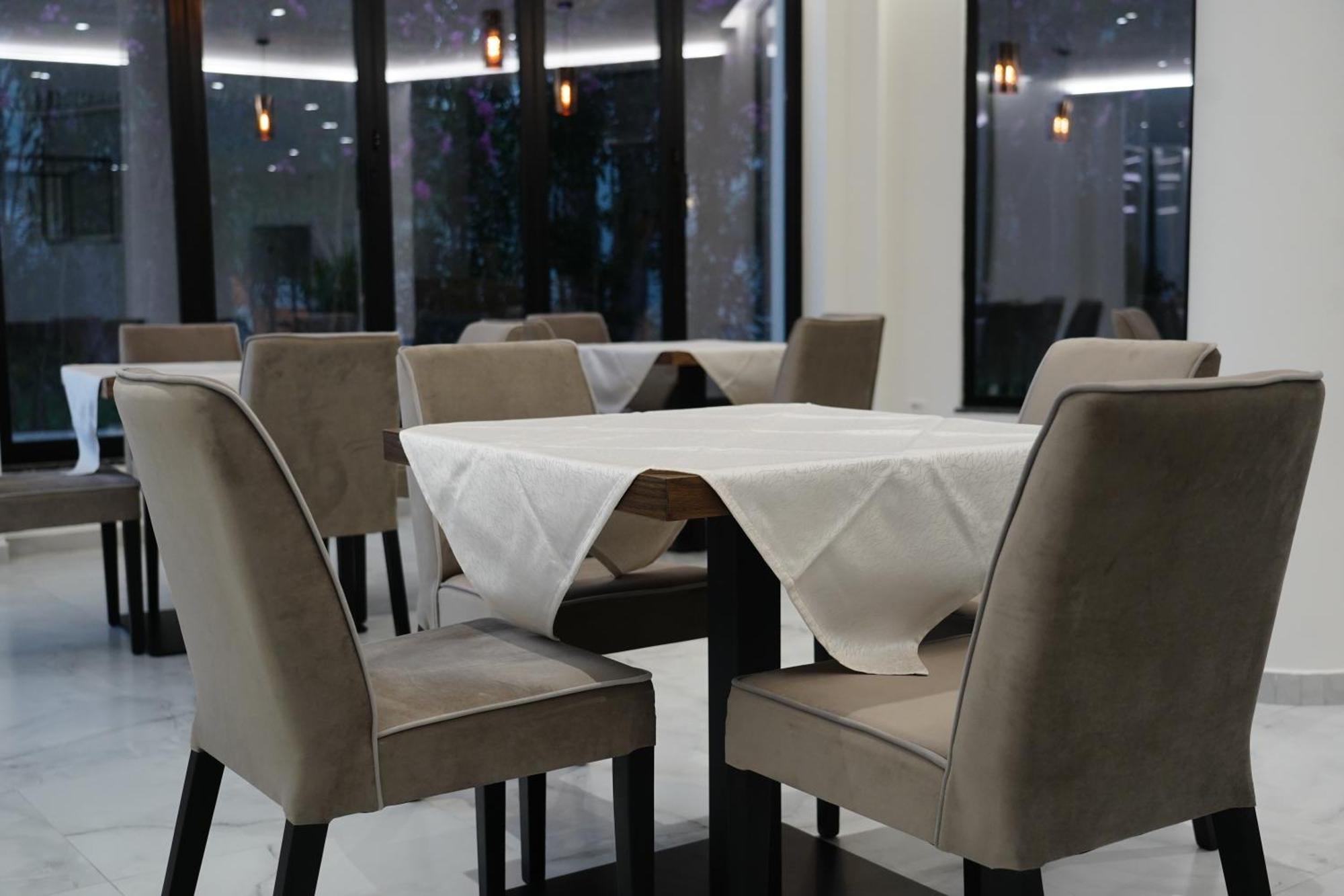 The Honeycomb Boutique Hotel Golem  Eksteriør billede