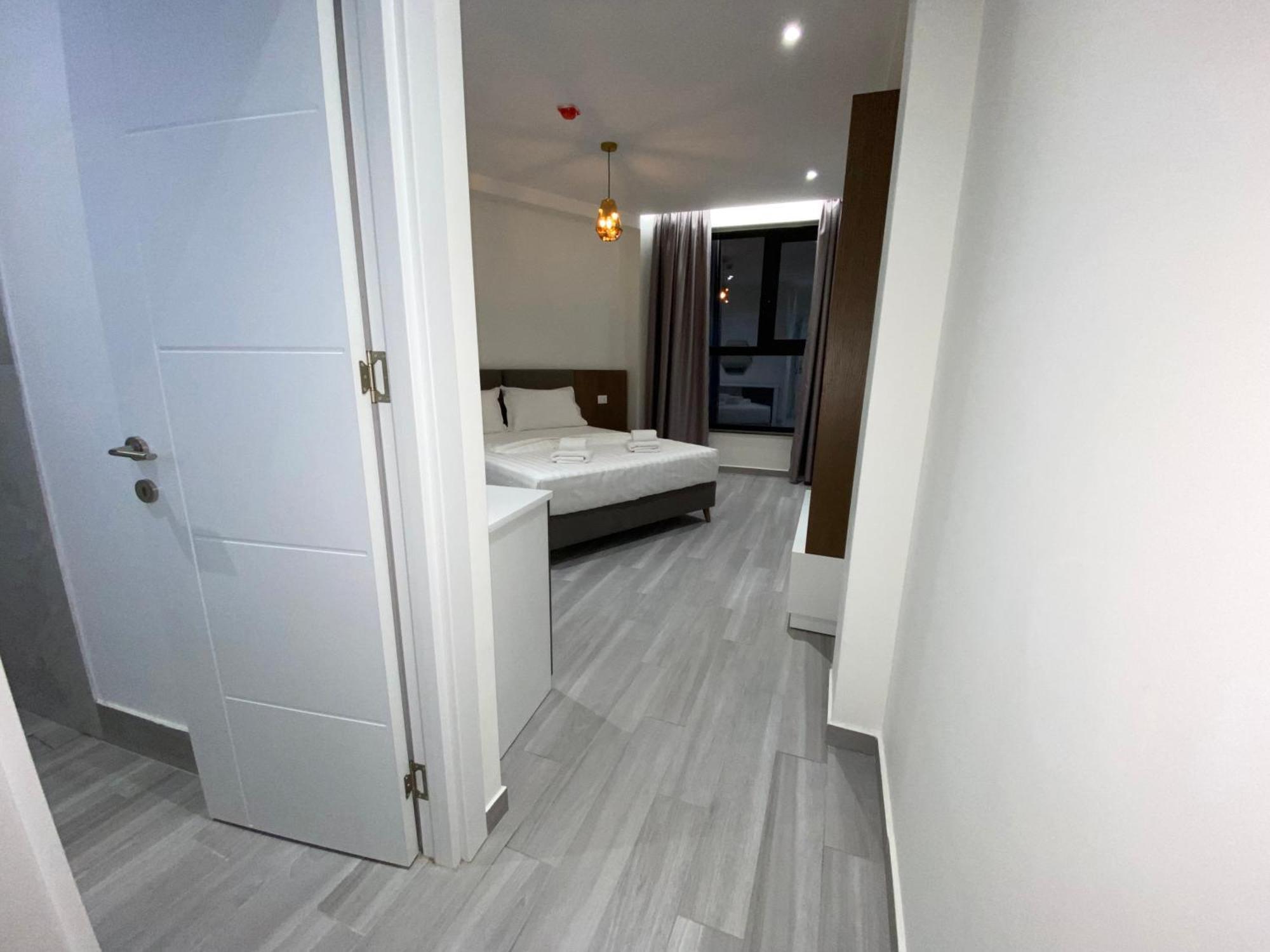 The Honeycomb Boutique Hotel Golem  Eksteriør billede